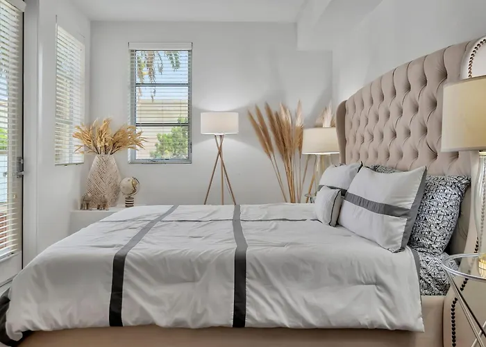 6 Modern 2 Bdr Apartment Santa Monica Pier